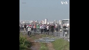 抗议者试图冲击土耳其美军基地