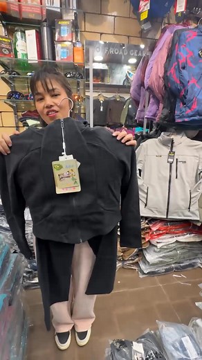 🚨 ARRIVAL! ARRIVAL! ARRIVAL! 🚨 Finally, our Winter Tracksuit for Ladies is here ❄️💃 Imported & crafted with premium fleece fabric, this tracksuit is perfect for all the health freak queens 👑 — whether you’re at the gym, on a morning run, or just traveling in style 🏋️‍♀️✈️ 🔥 Super warm. 💖 Super comfy. 📸 Perfect for photoshoots! Available in 3 stunning colors you’ll instantly fall in love with 💕 Limited stock — grab yours before it’s gone! 🛍️ #OffRoadGear #TracksuitVibes #WinterFit #Wome