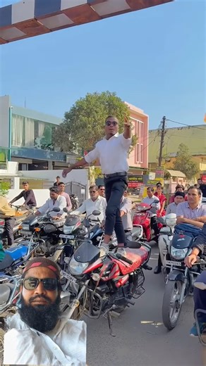 Mercedes Built the CLR GTR at $2.5 🏡 M only a few lucky drivers experienced power 😅🍓#reelschallenge