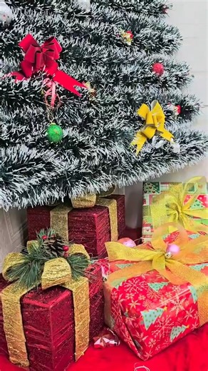 6.4K views · 46 reactions | Christmas  Tree Making Like ❤️ #christmaspartyideas #kidschristmasparty #diychristmasdecor #christmascraft #diychristmasdecor | Classic Home Design | Facebook