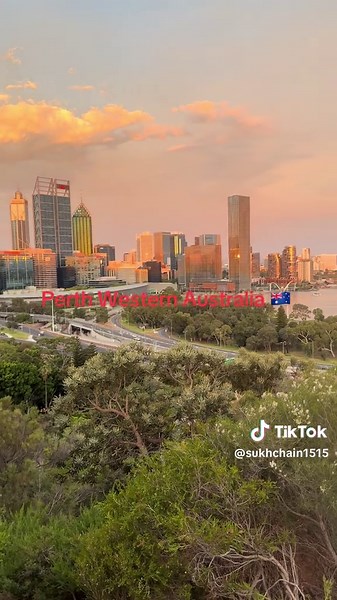 Discover the Beauty of Perth's City View and Kings Park