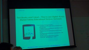 Hands-on with Kyobo color e-reader using Qualcomm's mirasol display