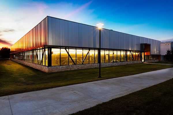 University of Arkansas opens 'first-of-its-kind' silicon carbide fabrication facility