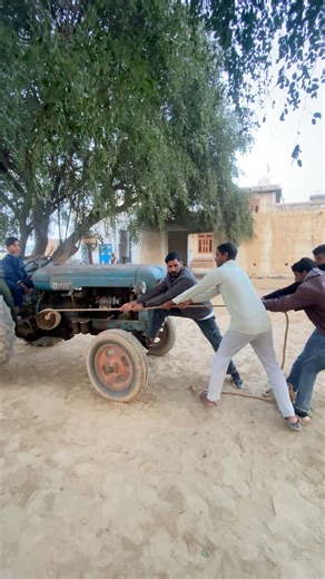 Fordson Diesel Major Tractor Started From Puli For The First Time 1942 Model Engine Sound | Made In United Kingdom 🇬🇧 | Farming Help