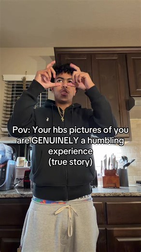 bruh like theres no way someone should look like that 😭#flicks #mall #friendship #fyp #ugly