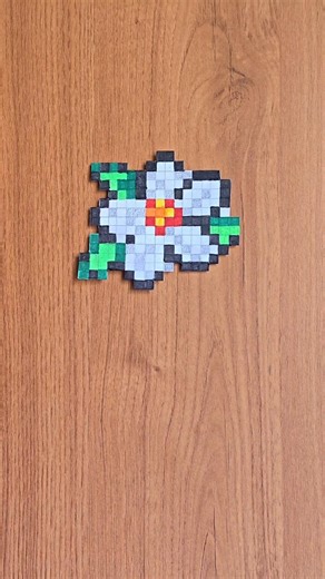 Jasmine Pixel art idea ✨🤍 Trying everything what you say!! 😉 What's next? #shorts #art #viral #fyp