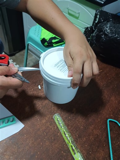 Epoxy Colored Sand Paint Techniques for DIY Projects