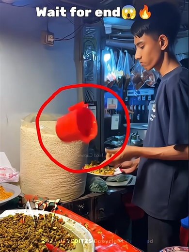 This Bangladeshi boy...🇧🇩🔥#bangladesh #strrefoods #trending #ar7 #edit #fyp #viralvideo