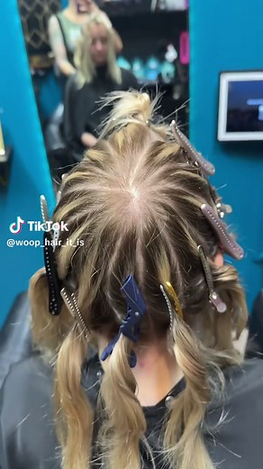 Calico Hair Tutorial Using Danger Jones Gloss