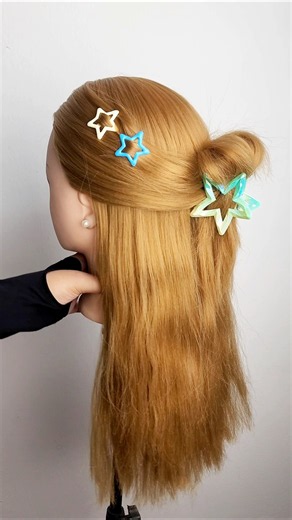 The cutest star clip hairstyle you need to try ⭐️