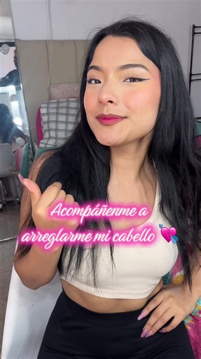 Arreglando mi cabello con tutorial