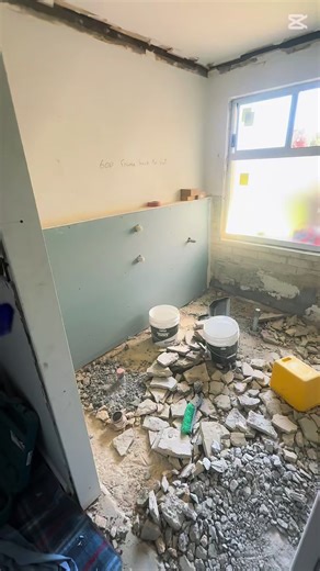 ✨ Elevating bathrooms one tile at a time! Modern tones, perfect alignment, and that Crown Quality finish 👑 From concept to completion — we turn visions into reality. #PerthTiler #BathroomRenovation #CrownQualityTiling Hashtags (to attract more Perth clients & boost reach): #PerthTiling #BathroomGoals