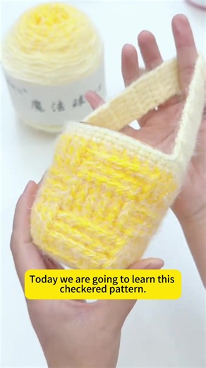 Easy Crochet Cup Cover Tutorial for Handmade Gifts