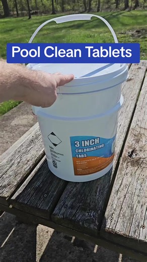 Smiley Face (@smileyfacedeals)’s video of pool cleaning