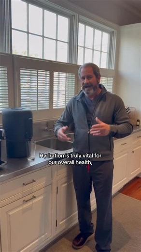 Comment “Water” for a free tap water report from your ZIP code 💧 We make an effort to reduce our exposure to toxins. For most of us, tap water contains many impurities, such as microplastics, heavy metals, and forever chemicals. Given that we drink water daily, we can significantly reduce our exposure to toxins by filtering our water. That’s why we use the Rorra filtration system. It’s unique because it filters out harmful contaminants while leaving the beneficial minerals in your glass. If you