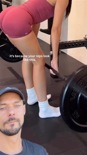 Here’s the truth about the “weight in heels” cue for RDLs 😮