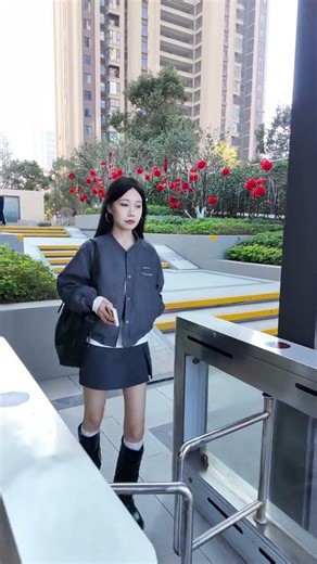 When You Think You're Stylish: The Reality Check Outdoors