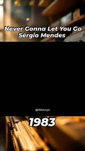 Lançada em 1983 no álbum autointitulado de Sérgio Mendes, a música "Never Gonna Let You Go" tornou-se um dos maiores sucessos globais do pianista brasileiro. Aqui estão os pontos principais da sua história: 1. Composição e Origem A canção foi escrita pela famosa dupla de compositores americanos Barry Mann e Cynthia Weil. Curiosamente, a música não foi escrita originalmente para Sérgio Mendes: Rejeição inicial: Os autores ofereceram a faixa ao grupo Earth, Wind & Fire, que decidiu não gravá-la. G