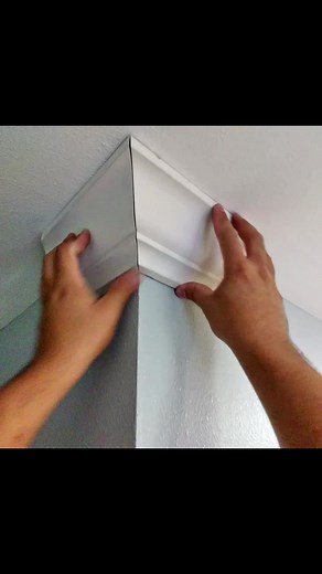 #crownmolding #crownmoldinginstallation #crownmoldingtips | how mold works