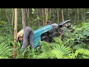 Restarting the Shibaura L1-295 Diesel Tractor Abandoned After an Accident. Is It Still Running?