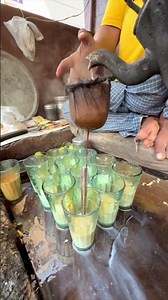 ⚡⚡ Varanasi Milk Tea Making Process⚡⚡ #shorts #telugufoodie #esangathulu #streetfood #foodie #omel