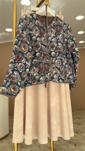 Boutique Sultana | modest fashion on Instagram: "New vintage rose pattern jacket 🥀"