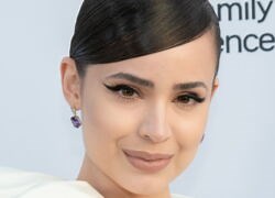 Sofia Carson - La biographie de Sofia Carson avec Voici.fr