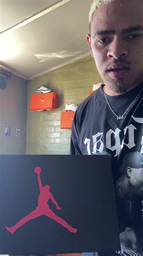 Walk Different,Stay The Same. WhatsApp to order 0687067887 @RAOUL #combo #christmas #legitsneakers