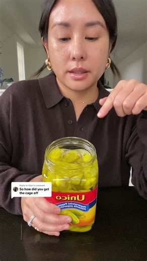 How to Get the Cage Out of Pepperoncini without Scissors