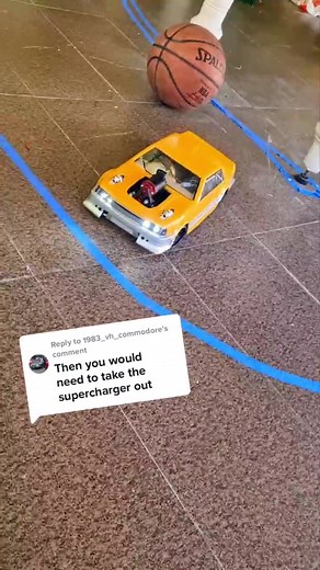 Reply to @1983_vh_commodore can't hide that v8 even I tried! #holden #rc #rccar #rccars #vk #bt1 #twinturbo #turbo #dose #v8 #burnouts #burnout #ls