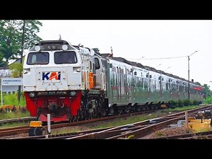 HUNTING KERETA API NGEBUT MELINTAS LANGSUNG DI STASIUN KARANGGANDUL GAPEKA 2025‼️