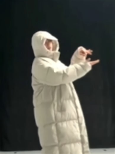 Dance Cover of 'La Vie En Rose' by Hanbin