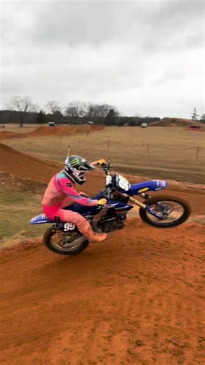 💙Let me be really raw for a second.💙 Watching grown adults bully my daughter online over the tone of her voice, the way she speaks in interviews, and even her physique honestly blows my mind. (Literally) Think about that for a second… grown adults bullying a Lala. The cruelty some people are comfortable showing from behind a screen is wild to me. But here’s the thing about Lachlan. Every single negative comment only fuels her fire 🔥 . While some people sit behind a keyboard judging… While peo