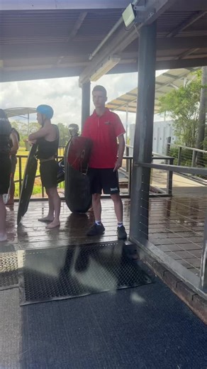 safety first!! 🌊☀️ #cableswakepark #cableswakeparkpenrith #fyp #foryoupage