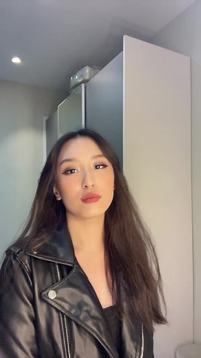 Fashionable Leather Jacket Styling Tips