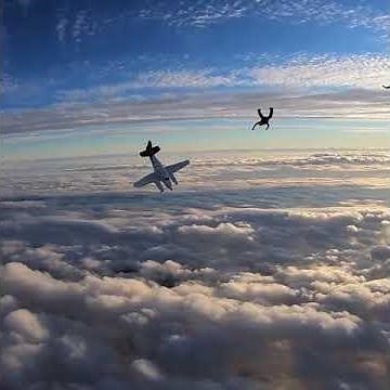 Skydiving King Air Spin