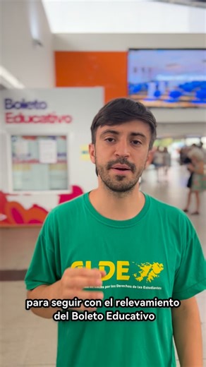 ALDE Psicología UNR on Instagram: "▶️ Hoy estuvimos en la Terminal hablando con nuestros compañeros por los problemas con el Boleto Educativo 🚍 Este año, el Gobierno Provincial puso nuevas restricciones haciendo que a muchos compañeros nos rechacen el Boleto o nos den vueltas para aprobarlo 🤦🏻‍♂️ ❌ Al igual que el año pasado cuando Pullaro dejó sin BEG a 34mil estudiantes, las agrupaciones que conducen la FUR se quedan calladas porque son del mismo sector político 🟪 📝Si tuviste problemas, c