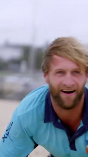 177K views · 2.1K reactions | If you've ever tried to fold up a beach tent - you get it. Check out more Bondi antics with new episodes on Youtube. Link in bio 酪 | Bondi Rescue | Facebook