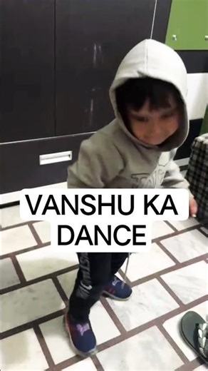 VANSHU KA DANCE😍 ‪@o.p_akshit‬