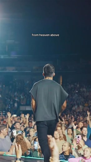 Our God, what an awesome God 🙏🏼🙌🏼 | Phil Wickham