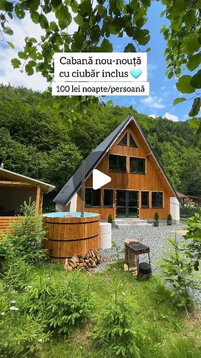 wel.ro on Instagram: "Astăzi vă arătăm o cabană nou-nouță tare faină 🩵 @river.woods.dejani este așezată într-un superb peisaj la poalele munților Făgăraș 🏔 are geamuri mari și râu de munte direct prin curte 😍 Ciubărul este inclus în preț, la minim 2 nopți de cazare ✌️ 📍@river.woods.dejani 👉Dejani - Brașov 👤8 persoane 📞0767 131 862 Follow @wel.travel și descoperă #România #igromania #discoverromania #visitromania #romaniamagica #romaniafrumoasa #romaniapitoreasca #descoperaromania #explore