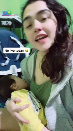 No live today. Alonzo is not feeling well. 😭 update you with our next live. Sorry 💙🥺