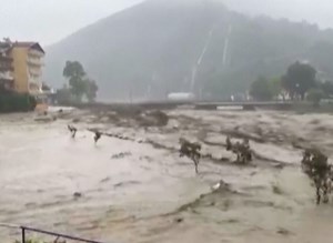 Flooding turns deadly in northern Turkey