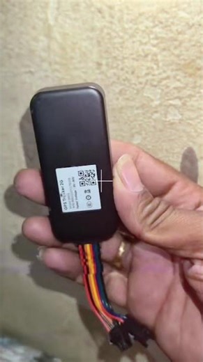 BR05 Voice Monitoring Car GPS Tracker | Available on IndiaMART