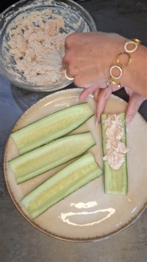 🥒 A fresh idea for appetizers or starters 🥰 #easyrecipe #alexcooking