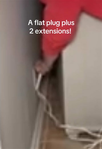 Flat Plug Extension Cord Gadget