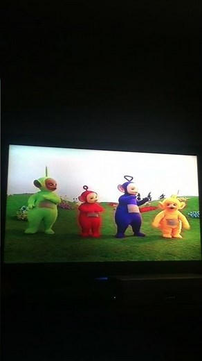Teletubbies Twisty Dance (BBC Children's Favourites Version) The Teletubbies Squelch Down