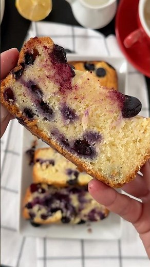 Gluten-free blueberry lemon loaf cake #baking #glutenfree