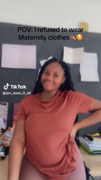 Creative Ways to Wear Existing Outfits During Pregnancy