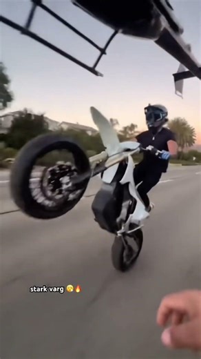 #automobile #yzfr1 #electricbike #dirtbike #yzfr3 #electricvehicle #supermoto #yzr #bikelife #moto